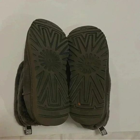 UGG Grey Boots - Picture 5 of 7